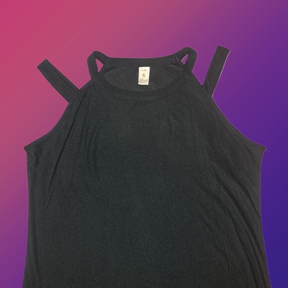 Ladies Small Black Cut Out Sleeve Top Shirt - Picture 2 of 8